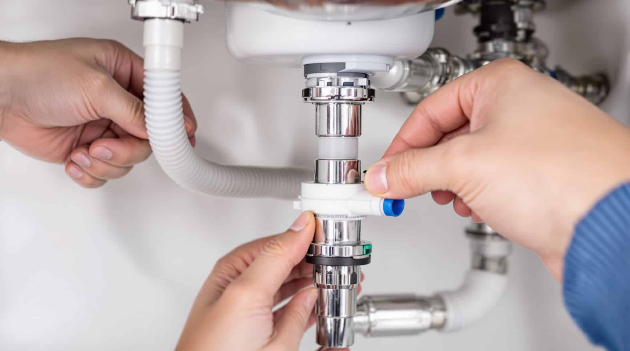 découvrez notre guide pratique pour réussir le raccordement du vidage d'évier et optimisez les évacuations d'eau facilement et efficacement.